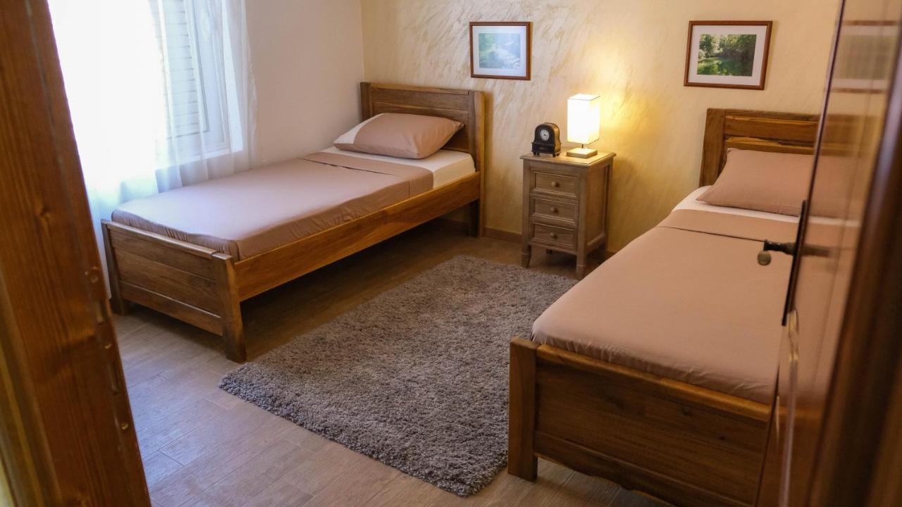 Country House Djurisic ヴィルパザル エクステリア 写真
