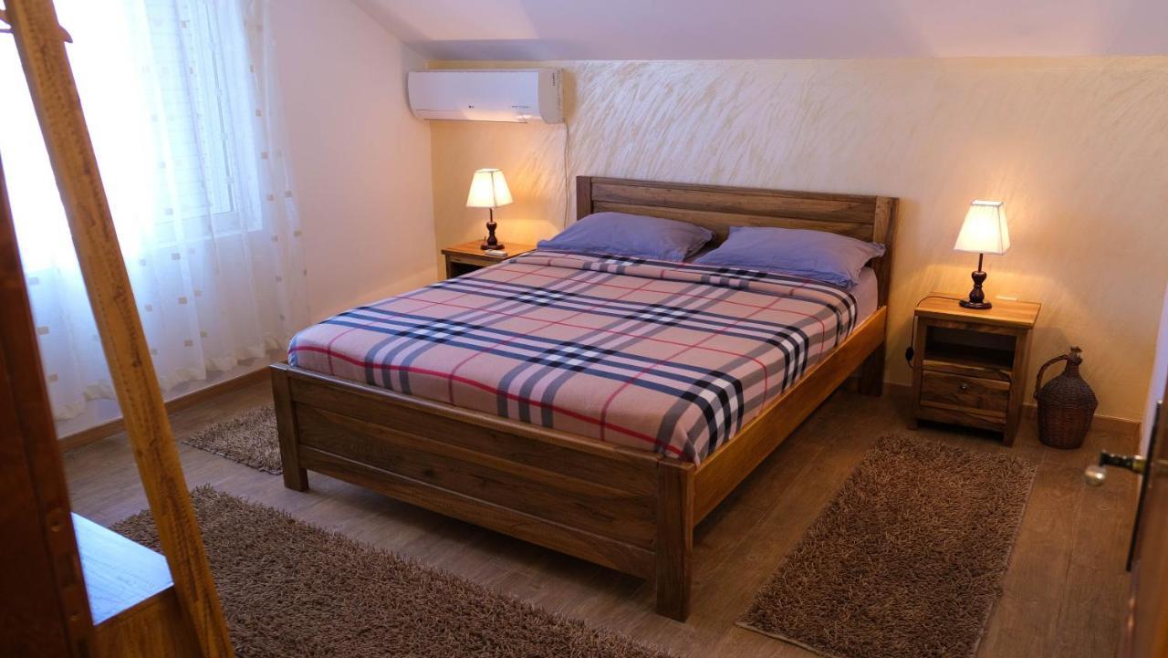 Country House Djurisic ヴィルパザル エクステリア 写真